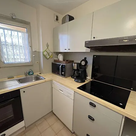 Апартаменты A Sainte-maxime: 3 Pieces, Terrasse, Piscine, Clim, Proche - Fr-1-226-340 *